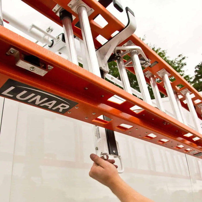 Porte-échelle rabattable ErgoRack à un seul côté – Ford Transit 2015-présent (toit bas, moyen et haut) - BR-FT-72-M 